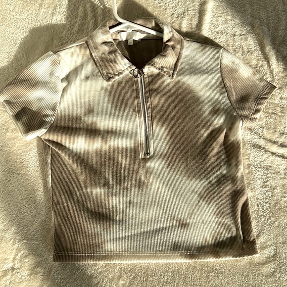 Riley and James brown and white zip up top - Picture 1 of 3